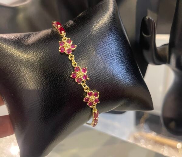 Draw bracelet