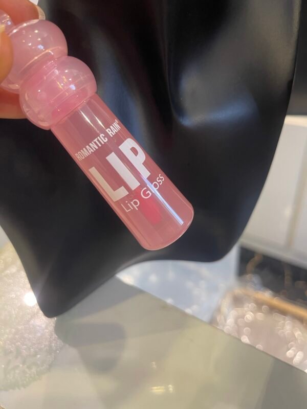 Lip gloss