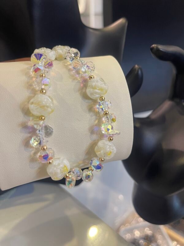 Beaded draw bracelet
