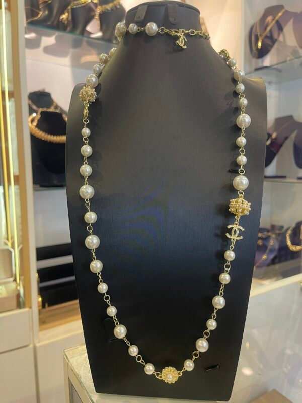 Double rope pearl necklace