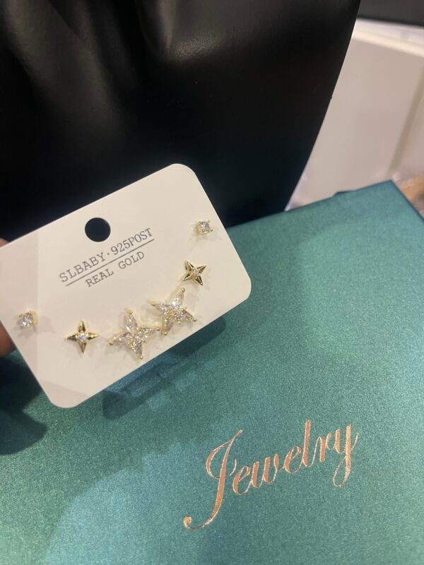 Hazel stud earrings