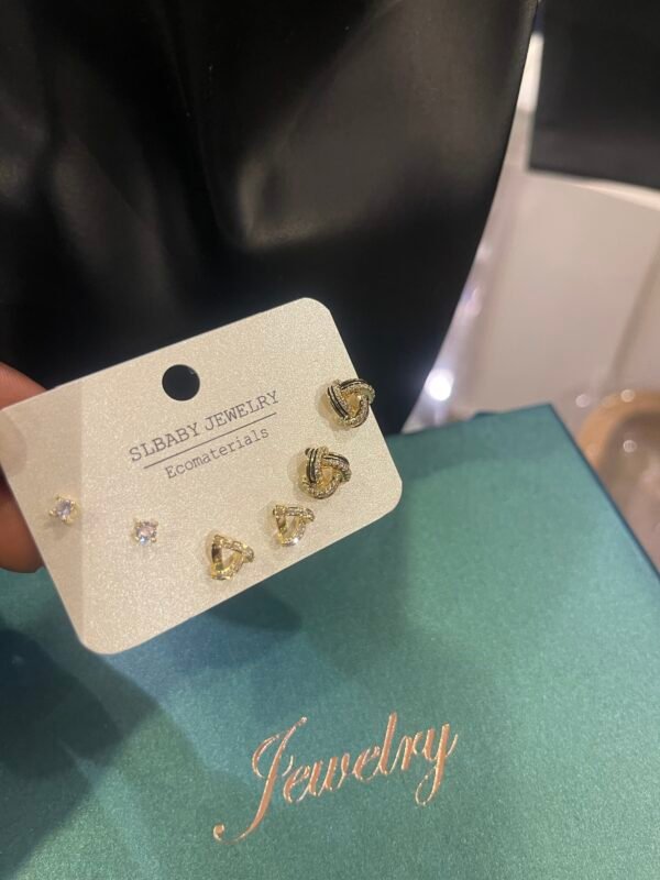 Hazel stud earrings
