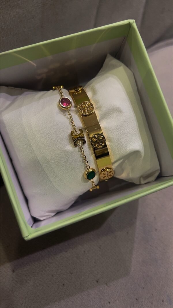 Bracelet with bangle