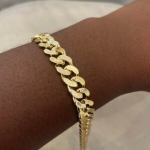 cjqkmfnuyxbjagf0lze0ljizljauntygkglqag9uztezldq7iglpuyayni42oybnemlwksac-12 Cuban bracelet