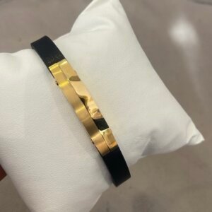 Leather bracelet