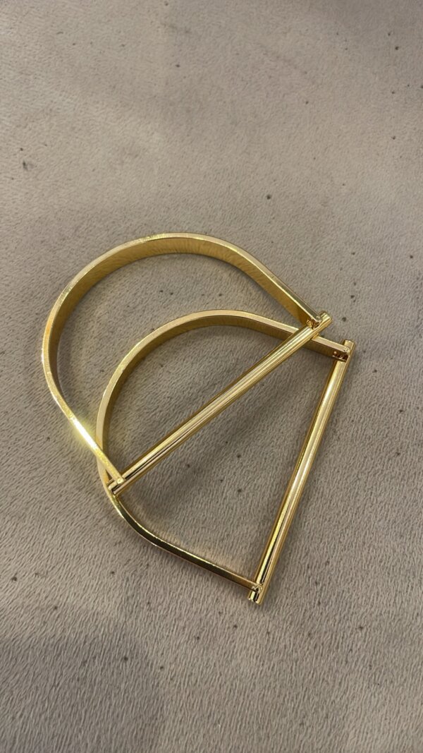 She bangles