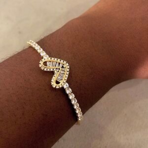 cjqkmfnuyxbjagf0lze0ljizljauntygkglqag9uztezldq7iglpuyayni42oybnemlwksac-33 She bangle