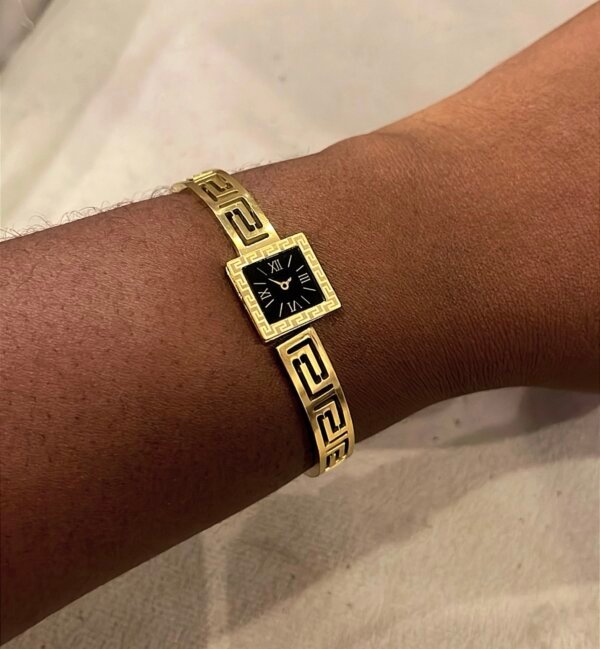 She bangles