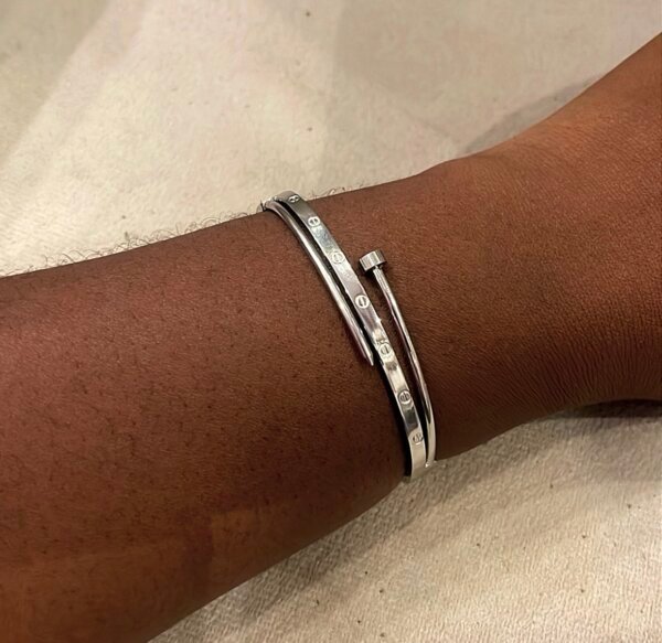 She bangles